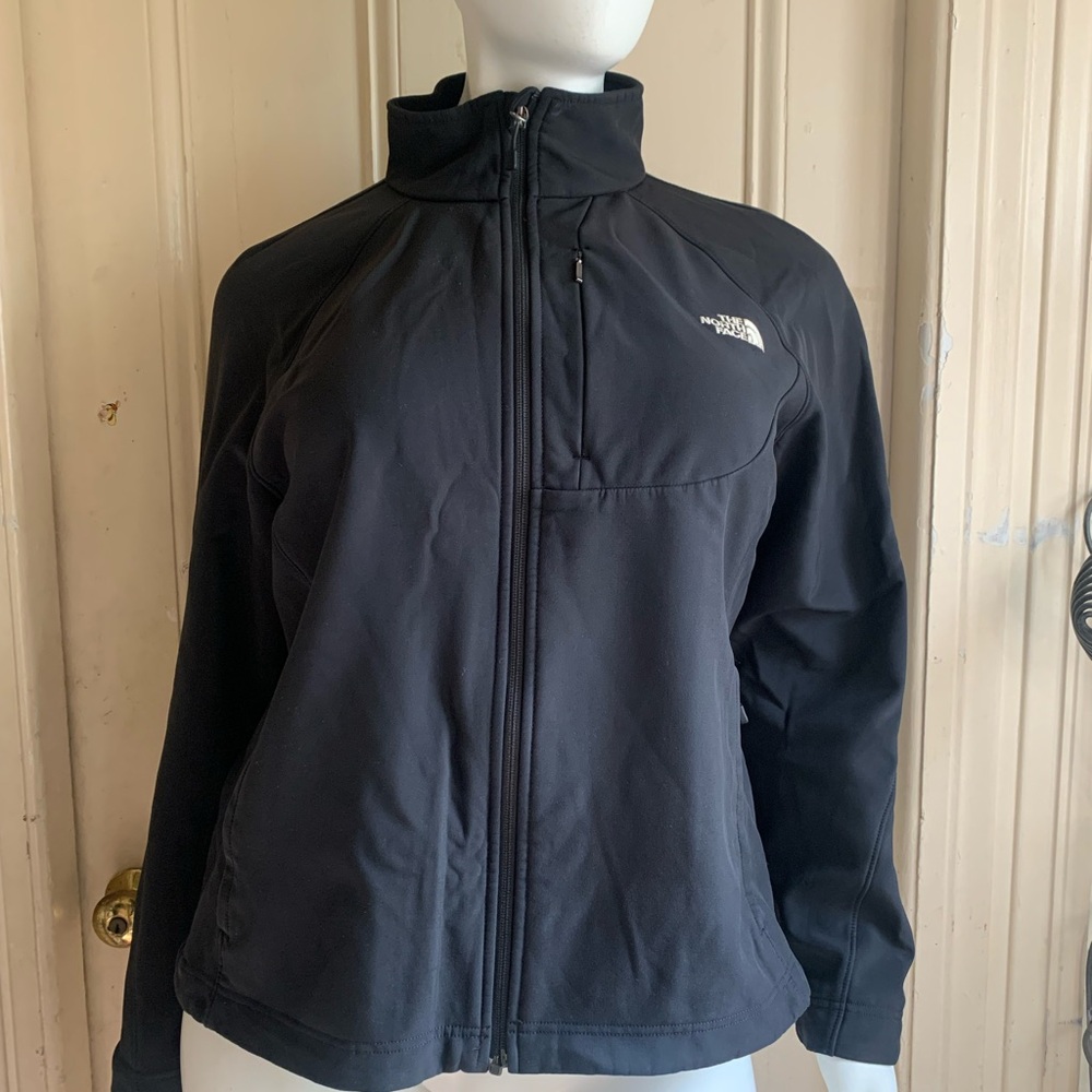 The North Face Women's Black Apex Bionic Jacket